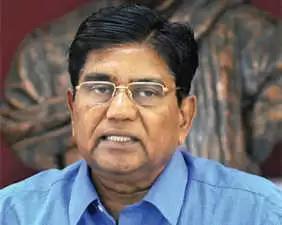 तू चाल पुढ तुला र गड्या भीती कुणाची?