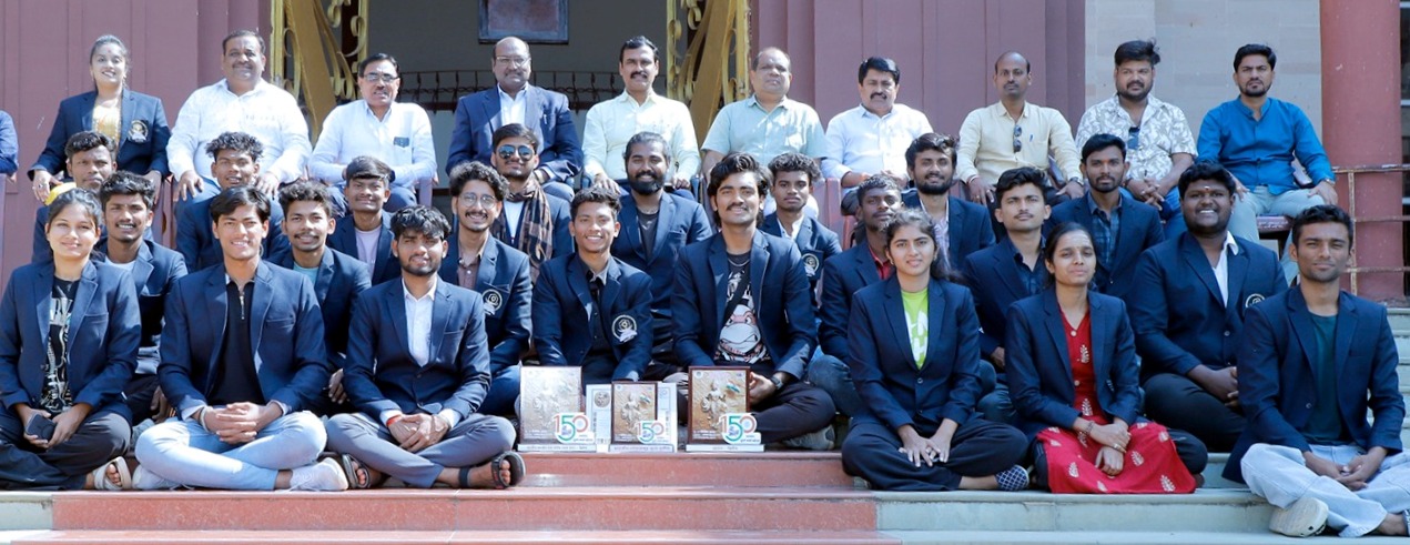 इंद्रधनुष्य युवक महोत्सवात स्वारातीम विद्यापीठाची यशस्वी कामगिरी : चार पारितोषिकांसह नावलौकिक वाढविला