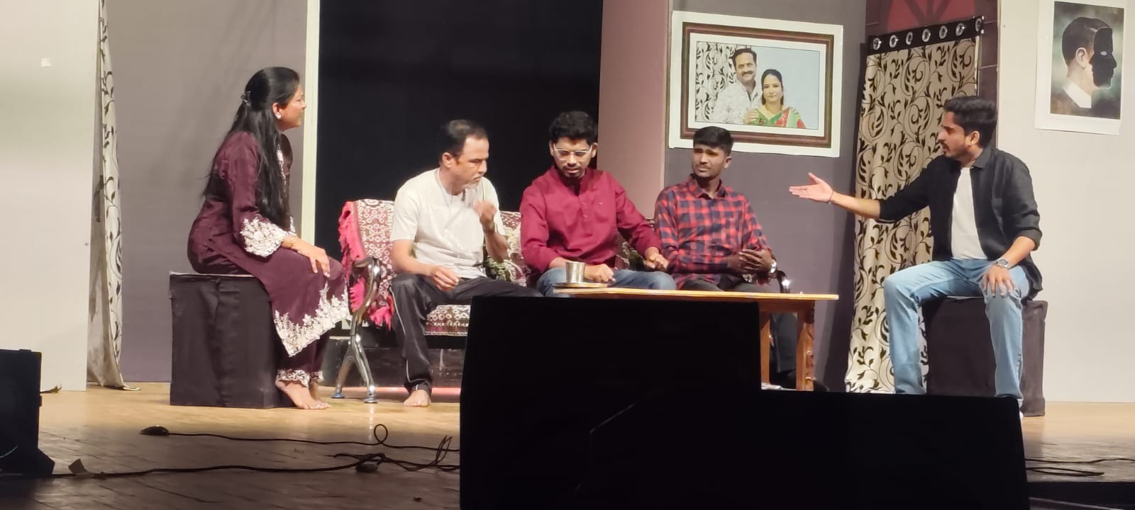 ६४ व्या मराठी हौशी राज्य नाट्य स्पर्धेचे थाटात उदघाटन;पहिल्या दिवशी सादर झाले “उद्रेक” हे नाटक;