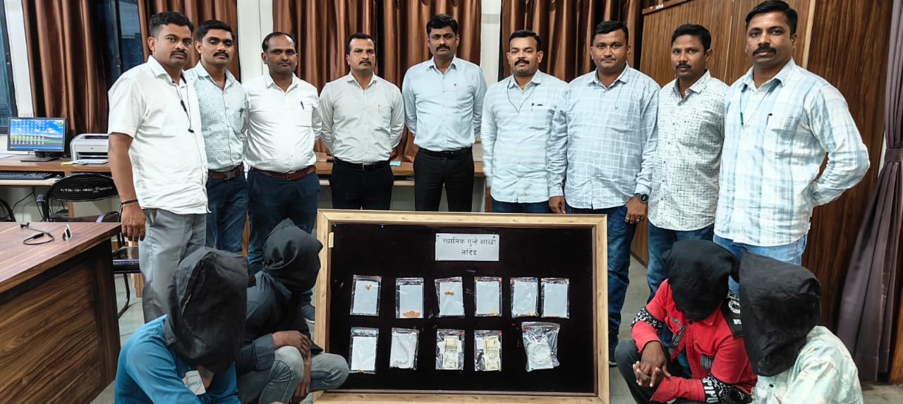 स्थानिक गुन्हा शाखेचे पोलीस निरीक्षक उदय खंडेराय यांना नोटीस कोण देणार?