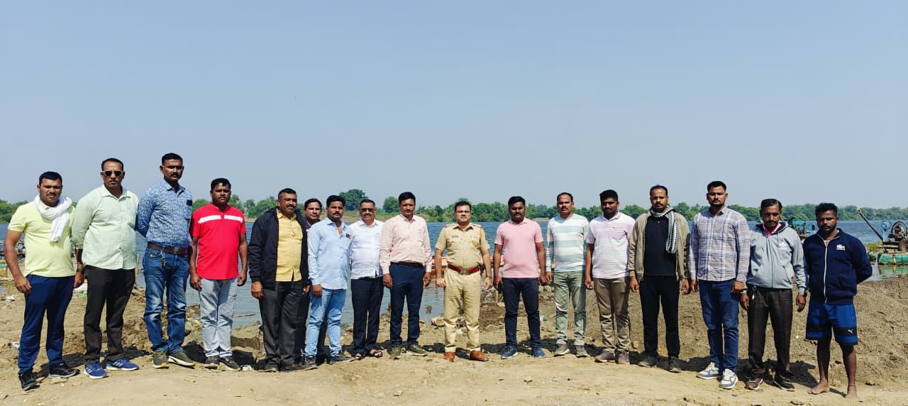 नांदेड ग्रामीण पोलिसांची जबरदस्त कारवाई : गोदावरी नदीपात्रातून ₹1 कोटी 39 हजार 400 रुपयांचा मुद्देमाल जप्त