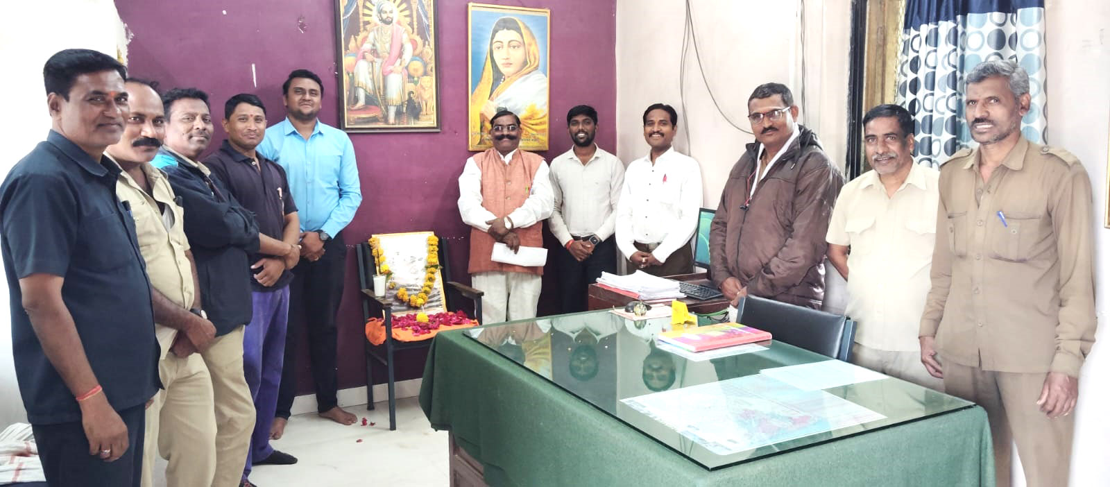 पंडीत जवाहरलाल नेहरू यांचे भारत देश स्वातंत्र्यापूर्वी व स्वातंत्र्यानंतर देशासाठी मोठे योगदान-गुणवंत एच.मिसलवाड