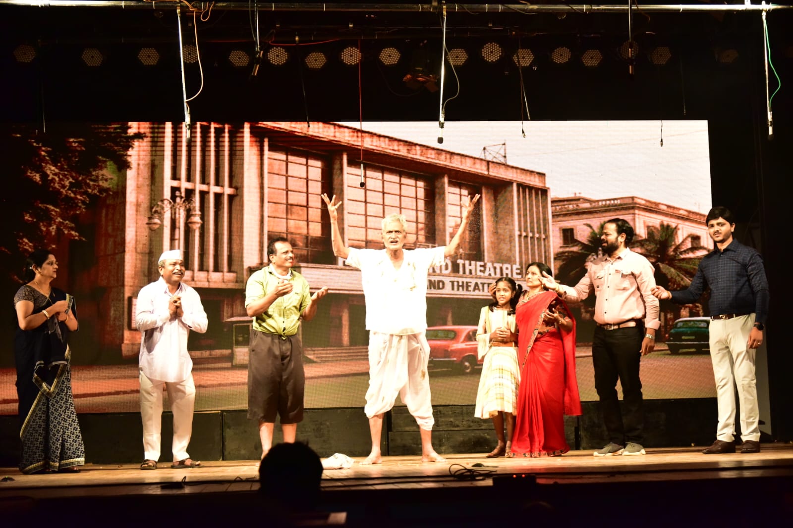 राज्य नाट्य स्पर्धेतील ‘नटसम्राट’ नाटकाने सभागृह केले हाऊसफुल;  शुक्रवारी सादर होणार “ब्रह्मद्वंद्”