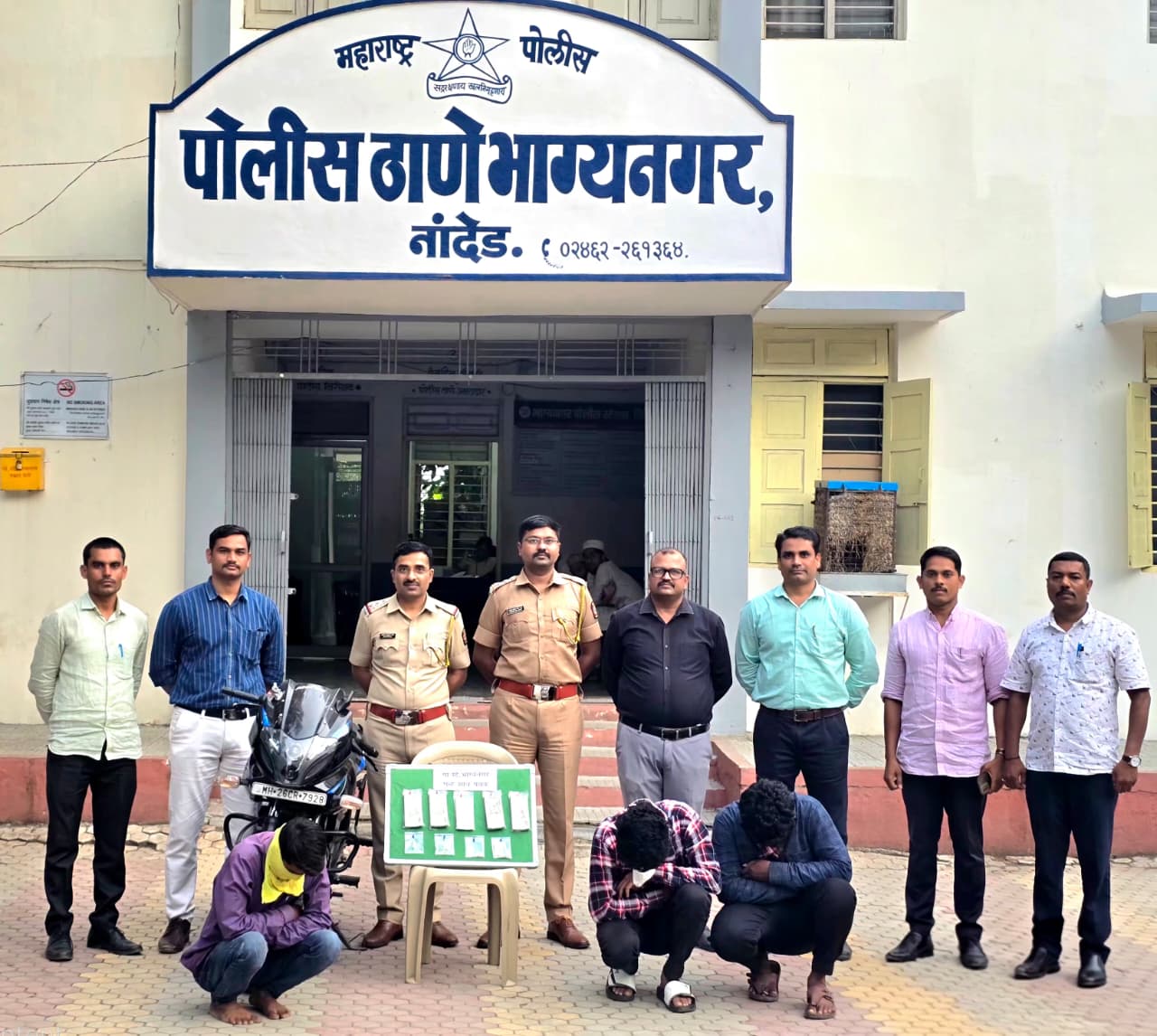 नांदेड पोलिसांची धडाकेबाज कामगिरी: घरफोडीतील तीन आरोपी जेरबंद, ४.१४ लाखांचा मुद्देमाल जप्त