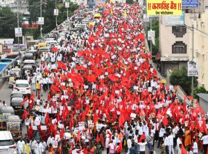 सकल मातंग समाजाचा जनाक्रोश मोर्चा जिल्हाधिकारी कार्यालयावर धडकला