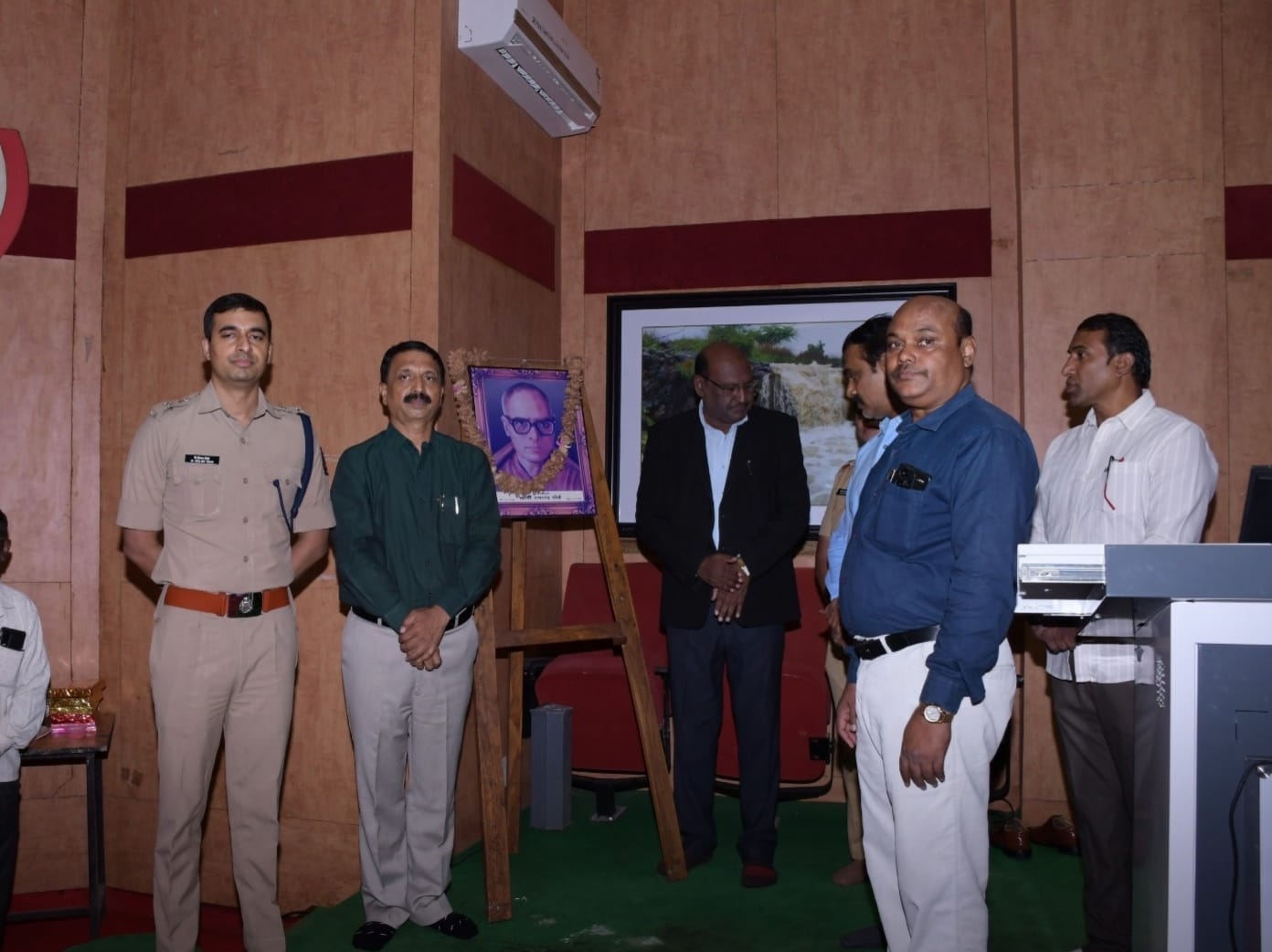 नागरिक सुरक्षा, सायबर फसवणूक आणि महिला सुरक्षेबाबत पोलीस अधीक्षक डॉ. नीलाभ रोहन यांचे महत्त्वपूर्ण आवाहन