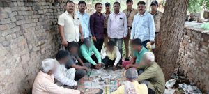माहूर तालुक्यातील वडसा येथे जुगार अड्ड्यावर सिंधखेड पोलिसांची धाड; ५ आरोपींना अटक, १ लाख ६८ हजार ९८० रुपयांचा मुद्देमाल जप्त