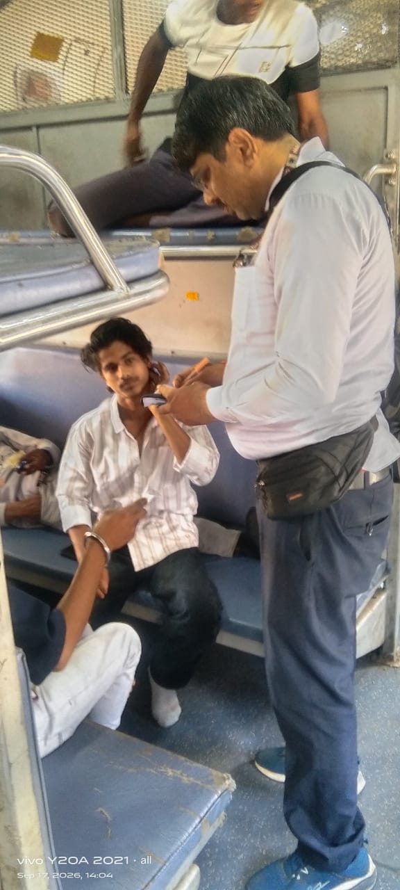 नांदेड विभागात मोठी  तिकीट तपासणी मोहीम;540 प्रकरणे उघडकीस; ₹3.01 लाखांचा महसूल वसूल