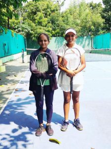 जिल्हास्तरीय क्रीडा स्पर्धेत रोकडे भगिनींचे यश;विभागीय स्पर्धेसाठी अपूर्वा व अंकिता रोकडे यांची निवड
