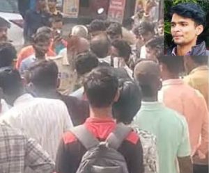 भर रस्त्यात विद्यार्थिनीवर तरुणाकडून खंजीरने हल्ला