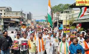 ज्ञानेश हटावो, लोकशाही बचावोच्या घोषणाबाजीत इंडिया आघाडीची व्रजमुठ